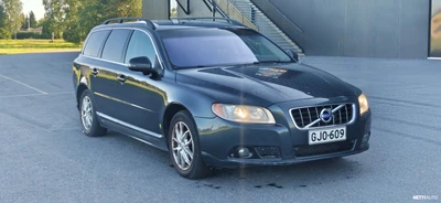 Volvo V70 D3 Momentum Business aut 2011, kuva 6/9
