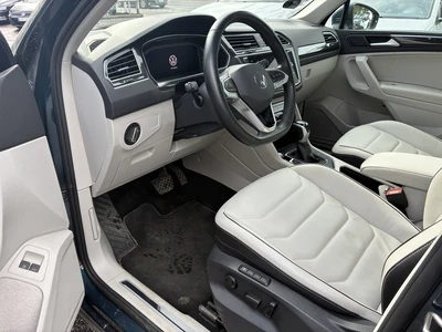 Volkswagen Tiguan 2021, photo 3/6
