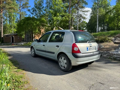Renault Clio 2001, kuva 3/5