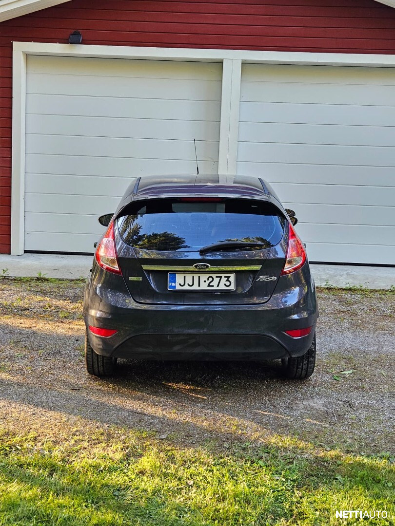 Ford Fiesta 2013, photo 6/19