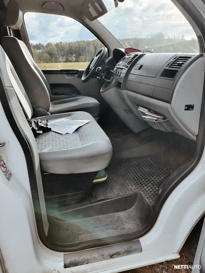 Volkswagen Transporter 2011, photo 4/9