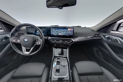 BMW i4 eDrive35-Vetokoukku 2023, kuva 7/19
