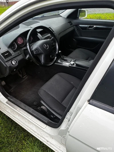 Mercedes-Benz C CDI Business 2009, kuva 5/5