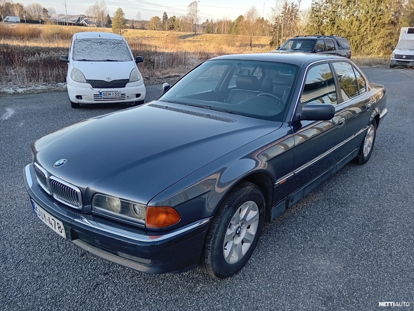 BMW 728