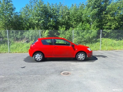 Toyota Corolla 2002, photo 2/9