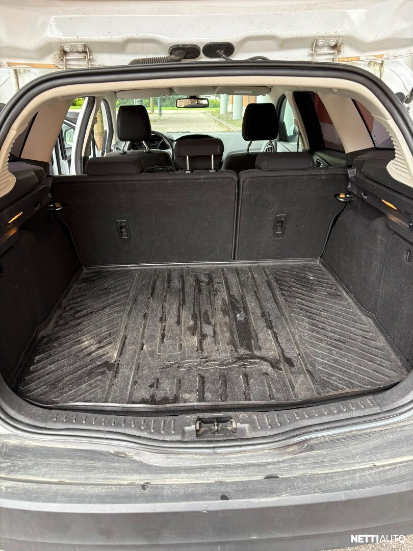 Ford Focus 2015, photo 6/15