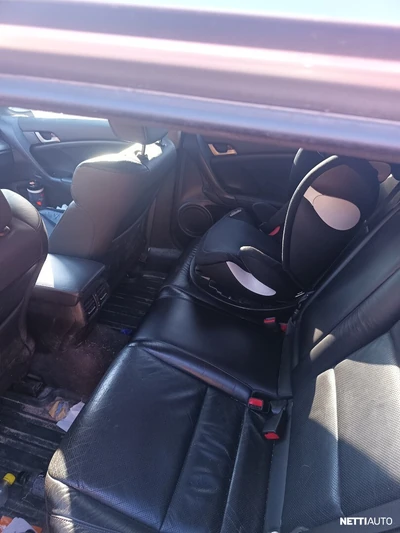 Honda Accord 2011, kuva 5/5