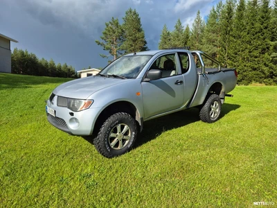Mitsubishi L200 2008, kuva 4/15