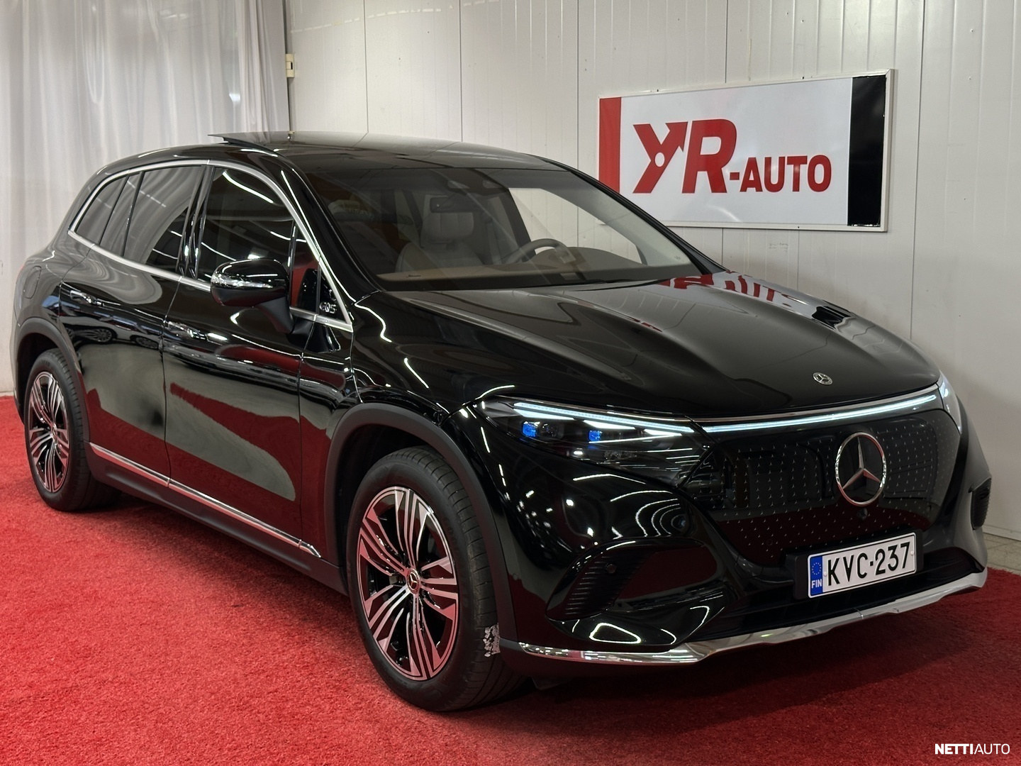Mercedes-Benz EQS SUV