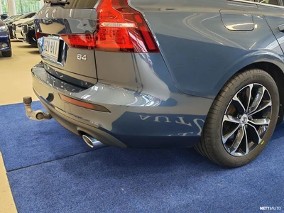 Volvo V60 2021, photo 4/17