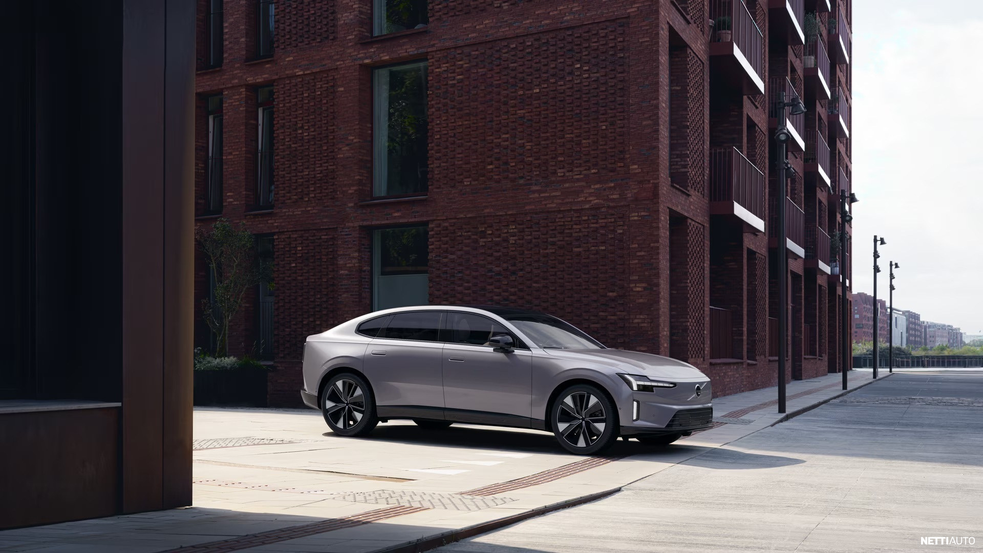Volvo ES90