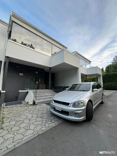 Nissan Stagea 2002, kuva 2/12