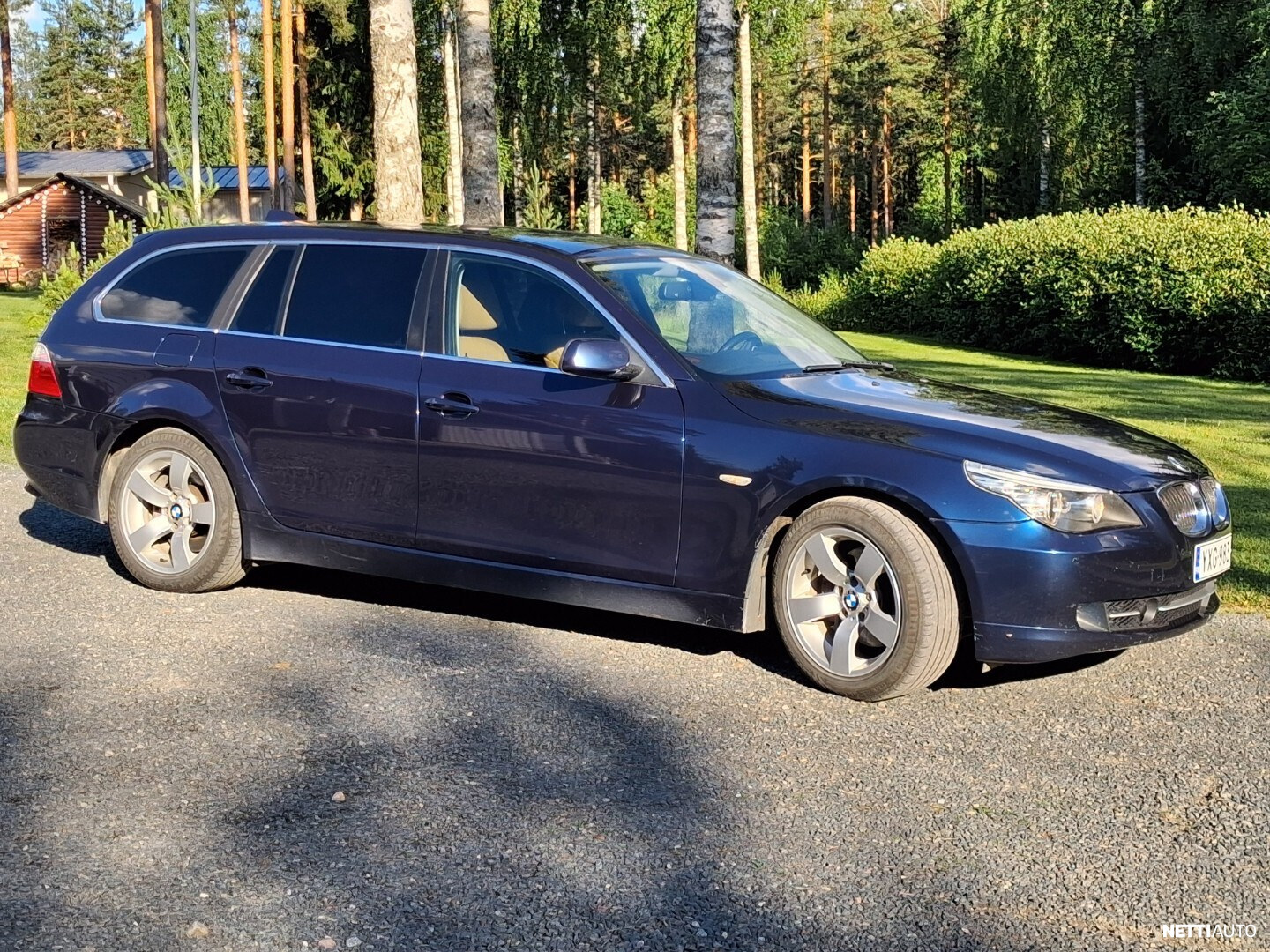 BMW 530