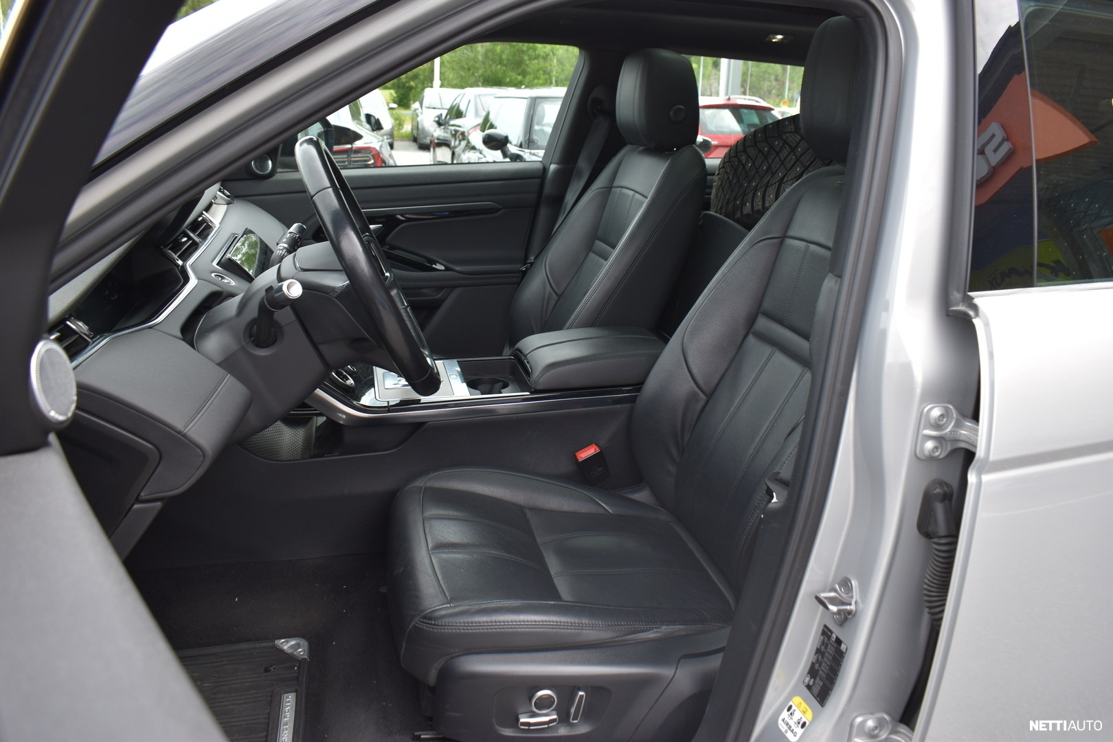 Land Rover Range Rover Evoque 2021, kuva 3/10