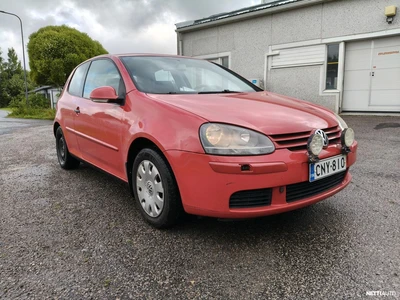 Volkswagen Golf 1.4 2004, photo 2/5