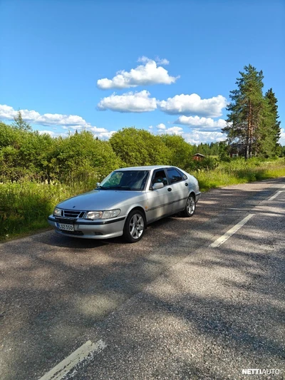 Saab 900 1997, kuva 1/7
