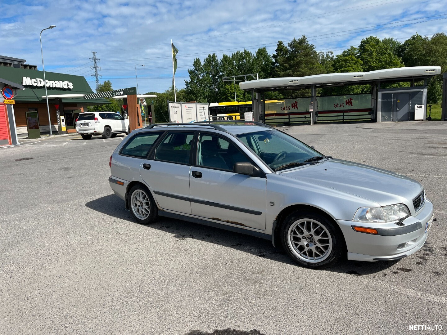 Volvo V40