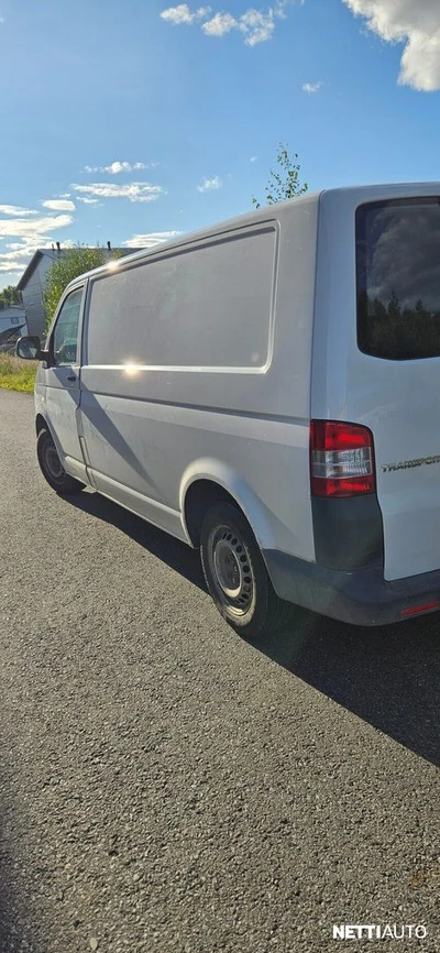 Volkswagen Transporter 2011, photo 6/20