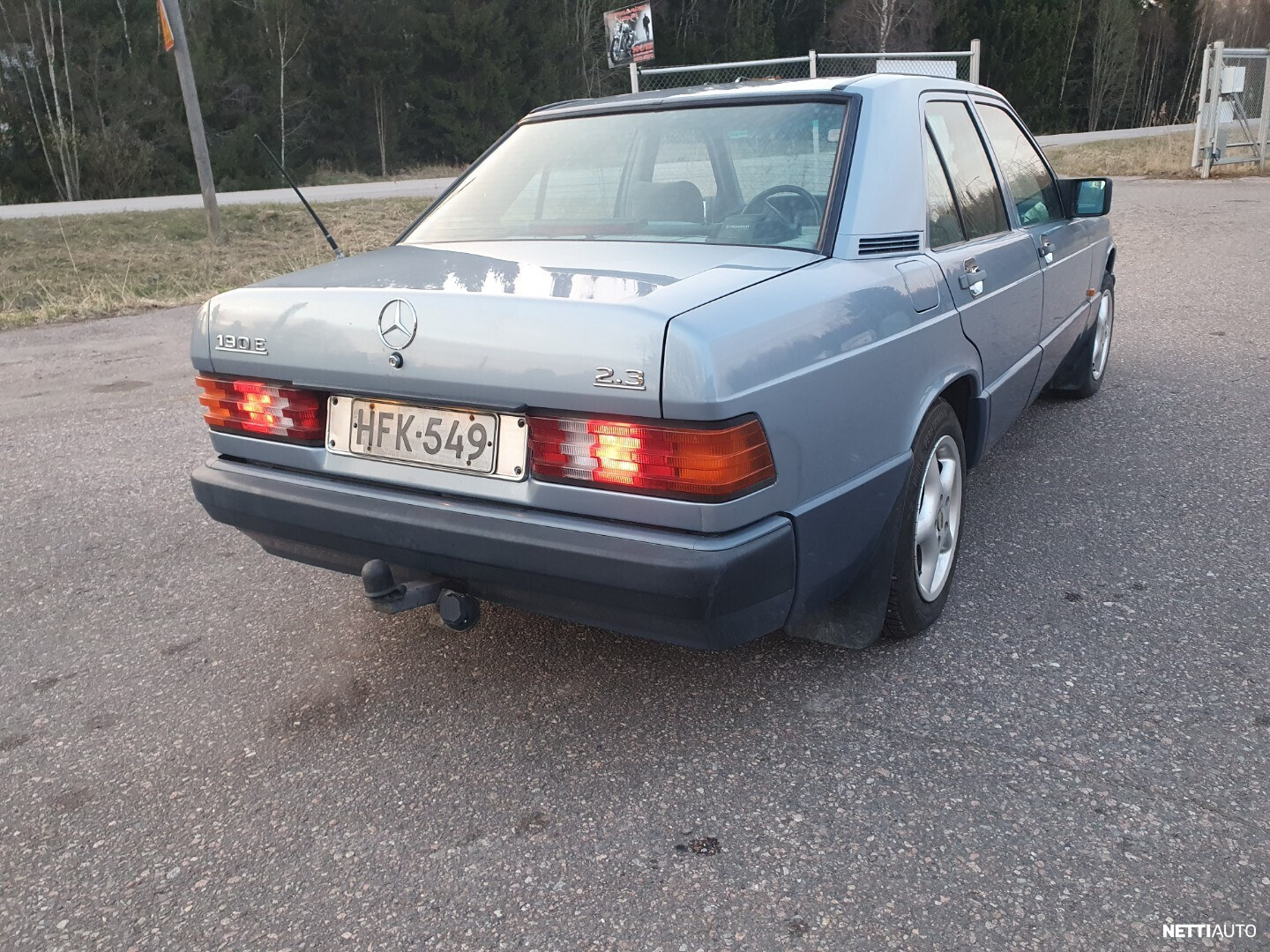 Mercedes-Benz 190