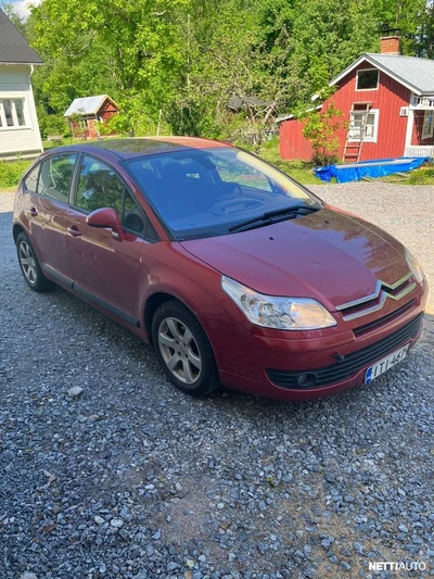 Citroen C4 2005, photo 2/12