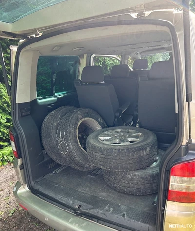 Volkswagen Multivan 2005, kuva 3/8