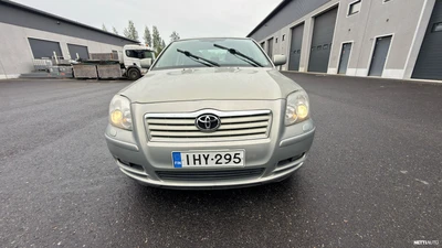 Toyota Avensis 2006, kuva 1/10