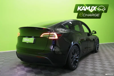 Tesla Model Y Performance AWD 2022, photo 4/29