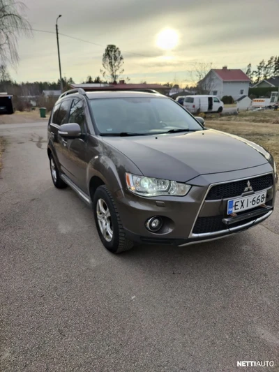 Mitsubishi Outlander 2011, kuva 4/22