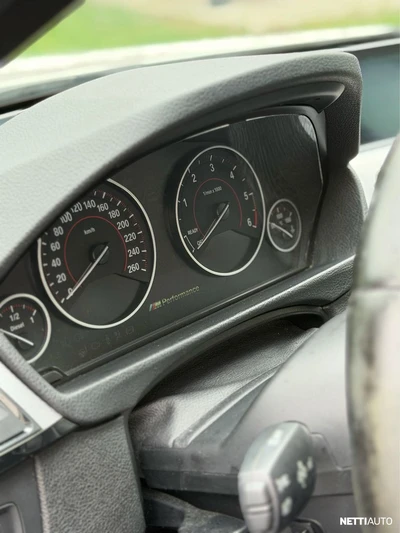 BMW 330 2013, kuva 2/8