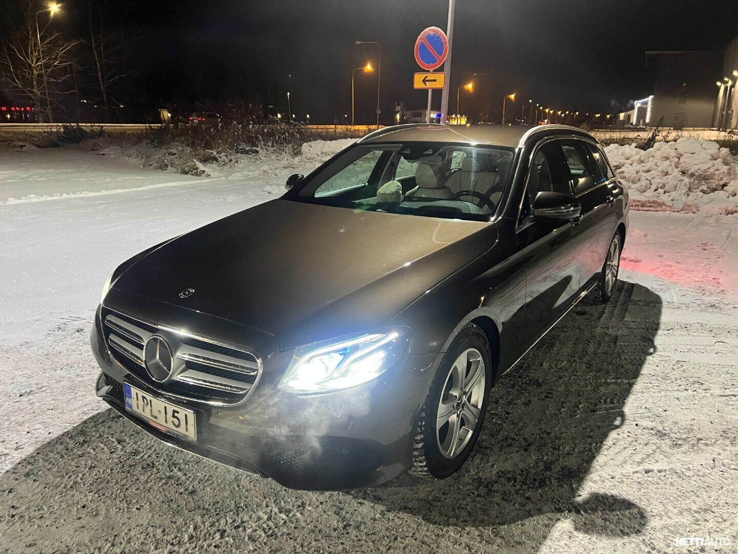 Mercedes-Benz E