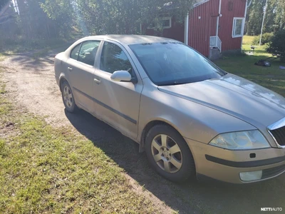 Skoda Octavia 2005, kuva 2/8
