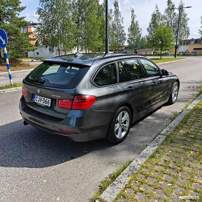 BMW 320 2015, photo 4/20