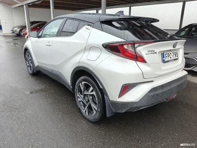 Toyota C-HR 1,8 Hybrid Intense Edition 2022, photo 3/8