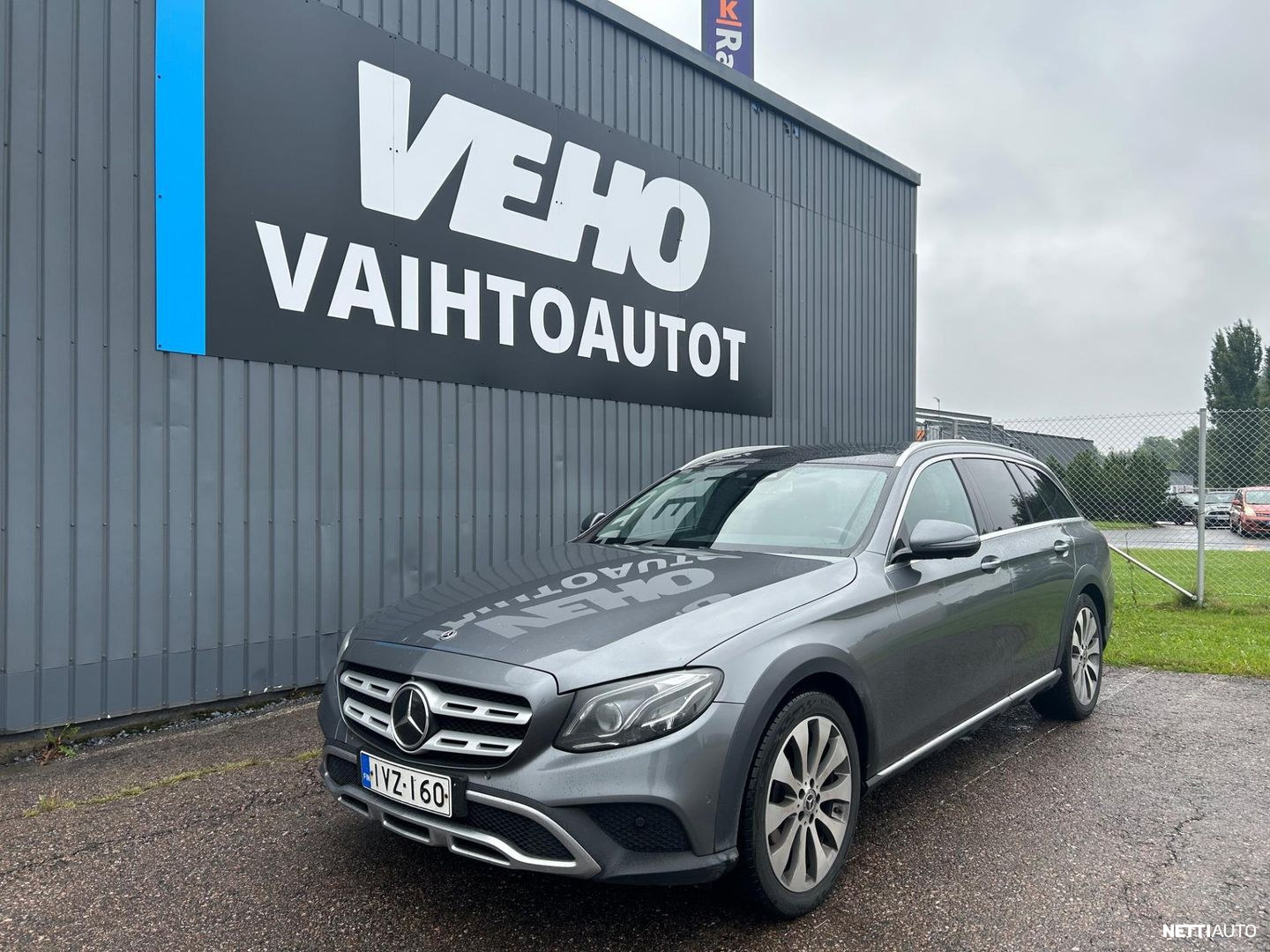 Mercedes-Benz E
