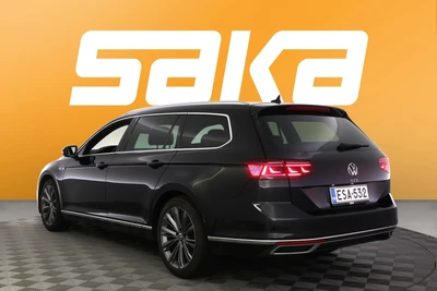 Volkswagen Passat 2021, photo 5/36