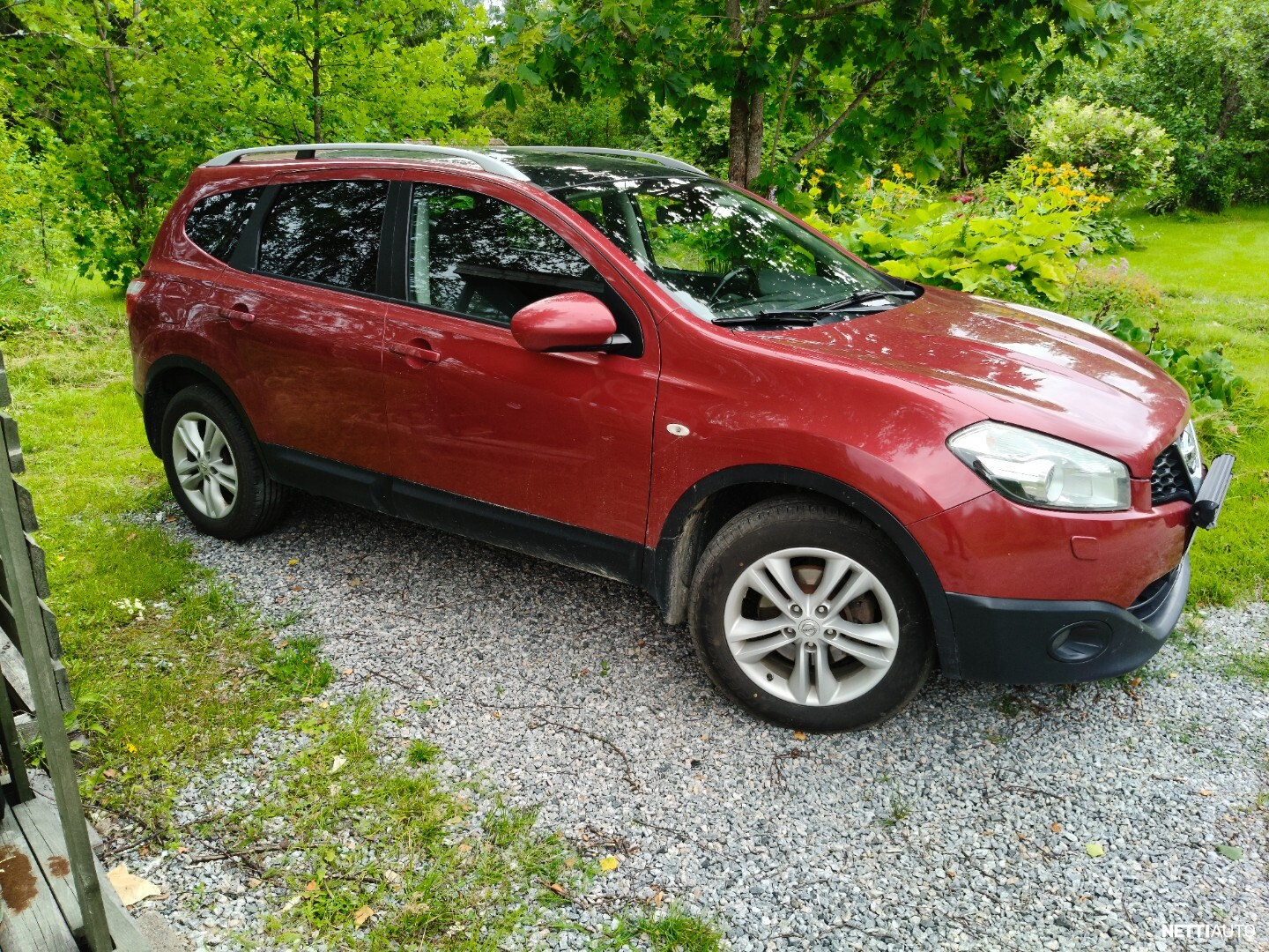 Nissan Qashqai+2
