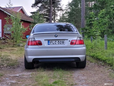 BMW 320 1999, kuva 2/12