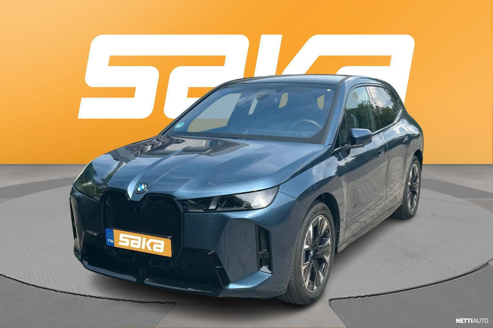 BMW iX