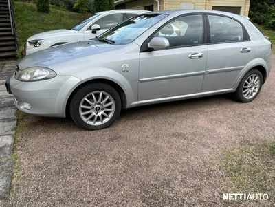 Chevrolet Lacetti 2005, photo 2/5