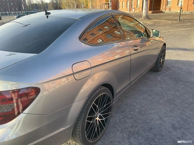 Mercedes-Benz C 2012, kuva 7/13
