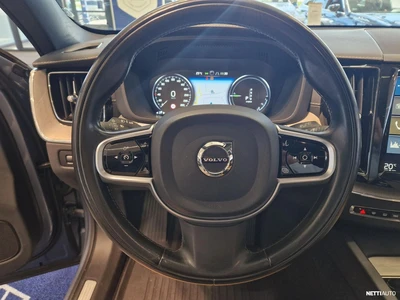 Volvo XC60 2019, kuva 7/10