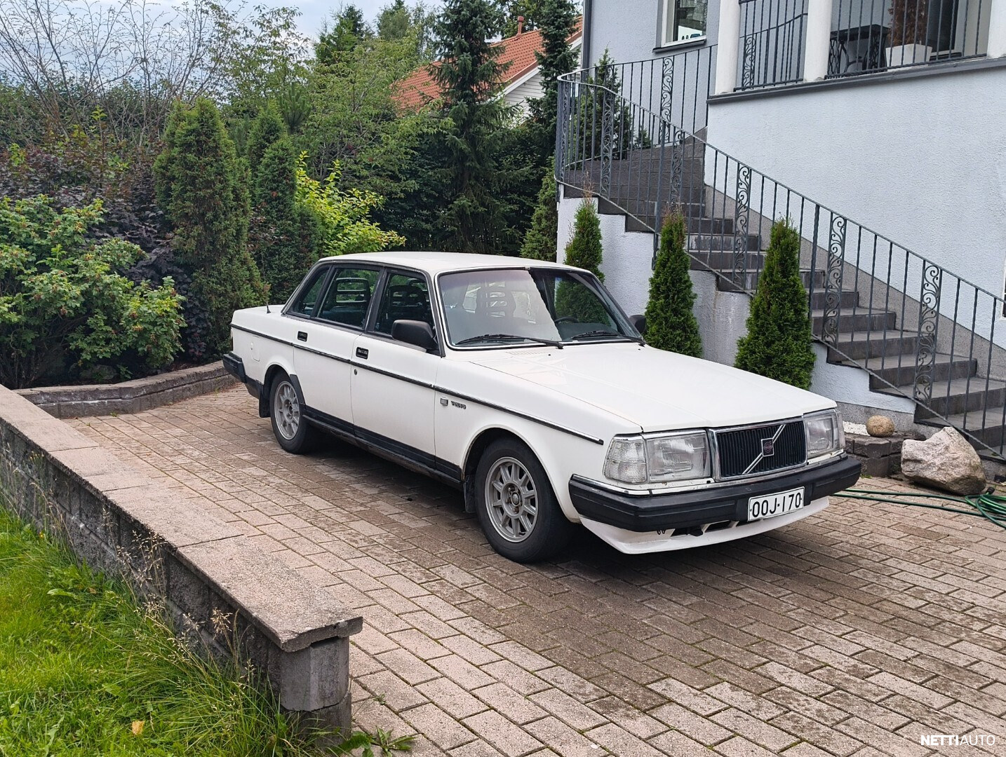 Volvo 240