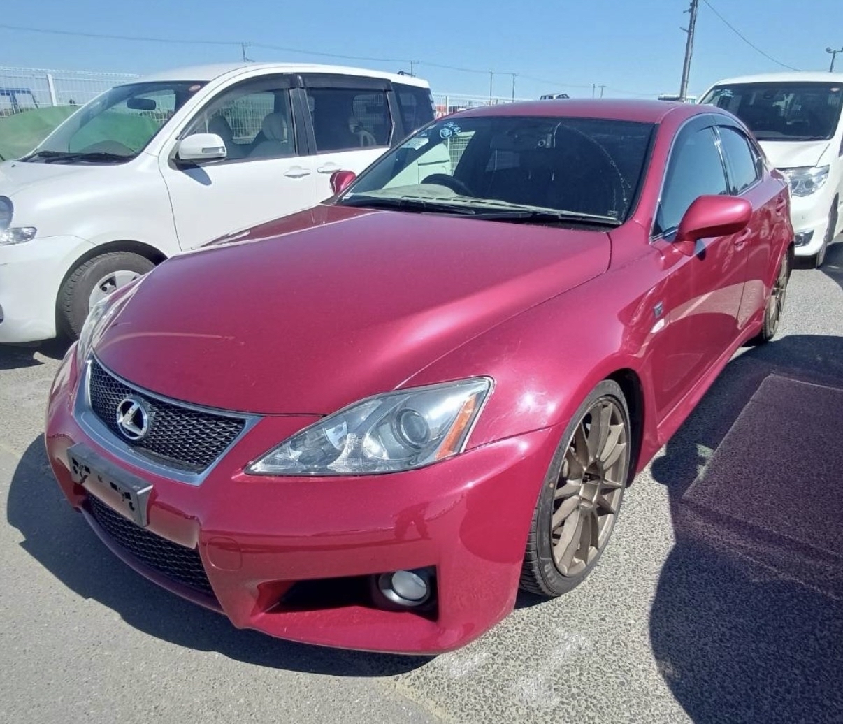 Lexus IS