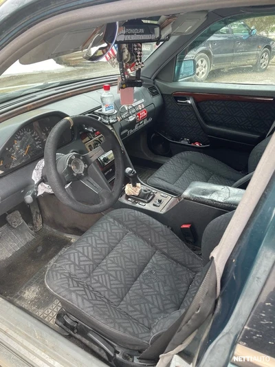 Mercedes-Benz C 1998, kuva 7/8