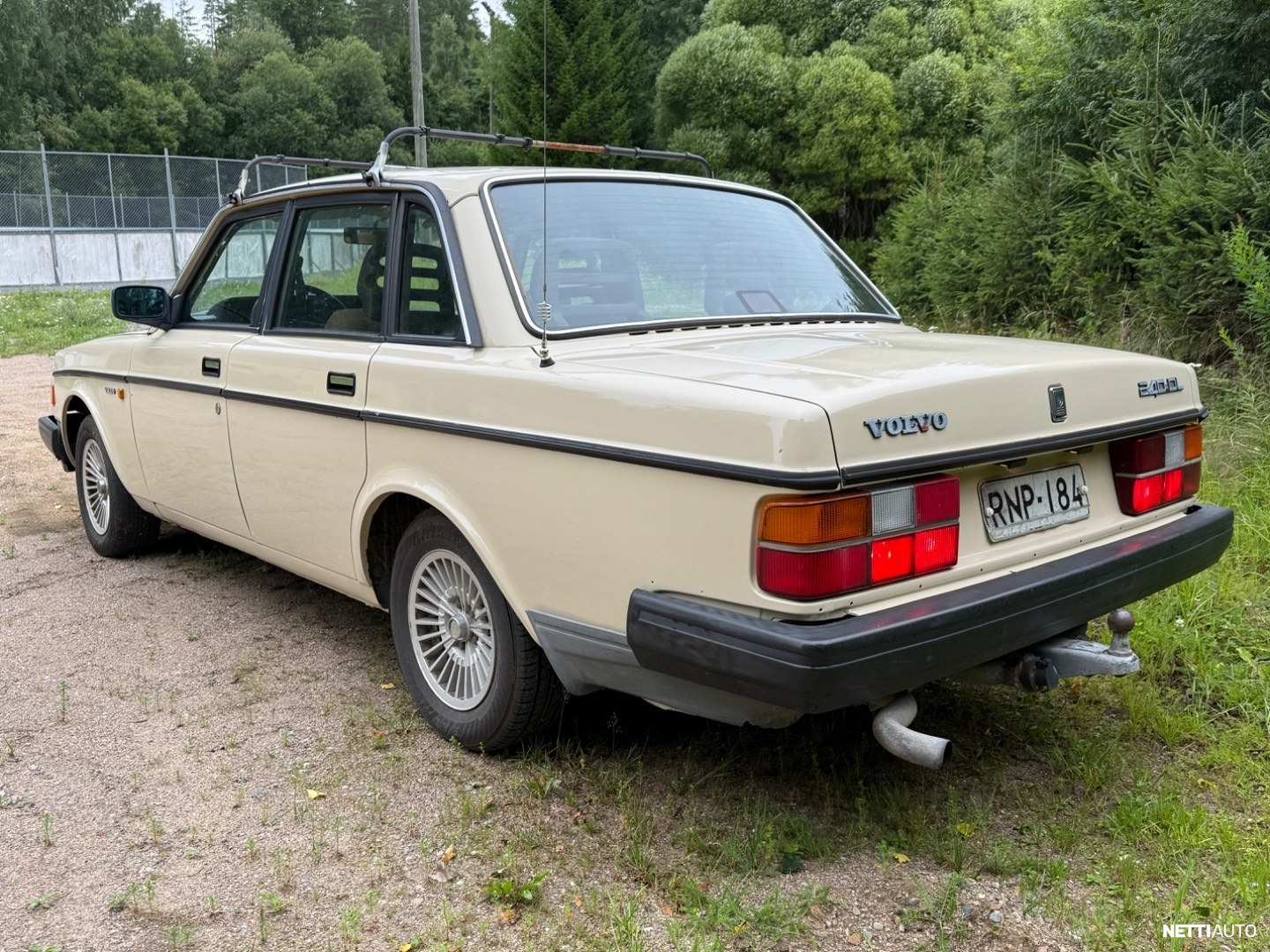 Volvo 240 1988, photo 5/10