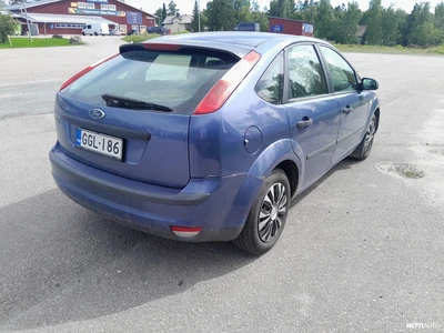 Ford Focus 2005, photo 3/6