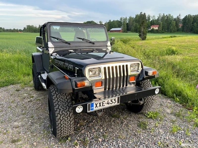 Jeep Wrangler 1993, kuva 2/13