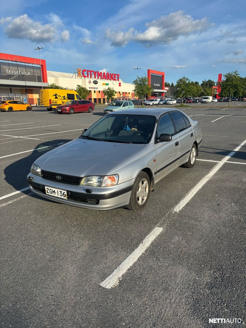 Toyota Carina E