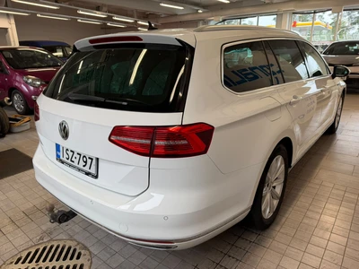 Volkswagen Passat 2017, photo 3/15
