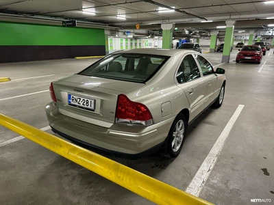 Volvo S60 T5 manuaali 2005, photo 6/20